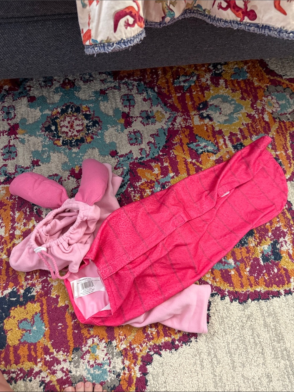 Piglet dog costume - Picture 5 of 5